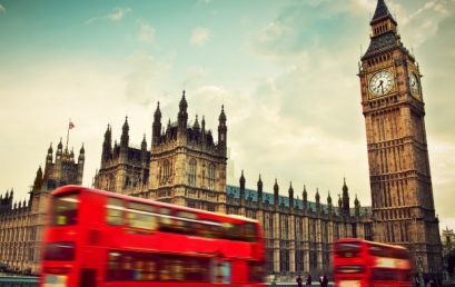 Law firms cosy up to UK fintech community