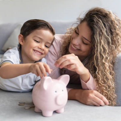 5 valuable lessons to teach your kids good money habits